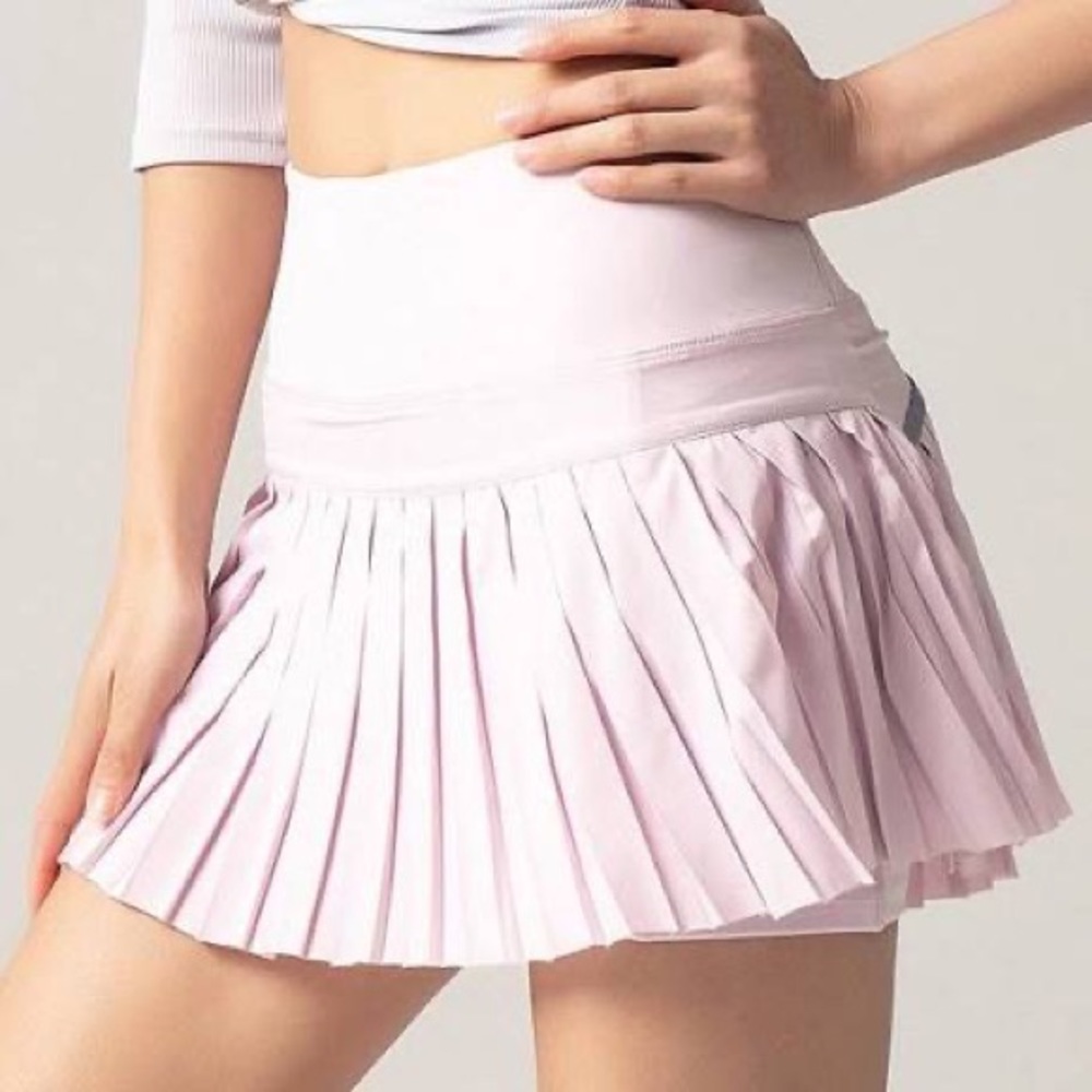 Brand New Gold Hinge Pale lavender tennis skirt